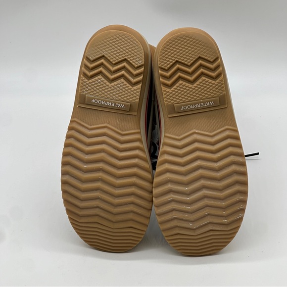 Sorel boot. Size 7 - Picture 8 of 8